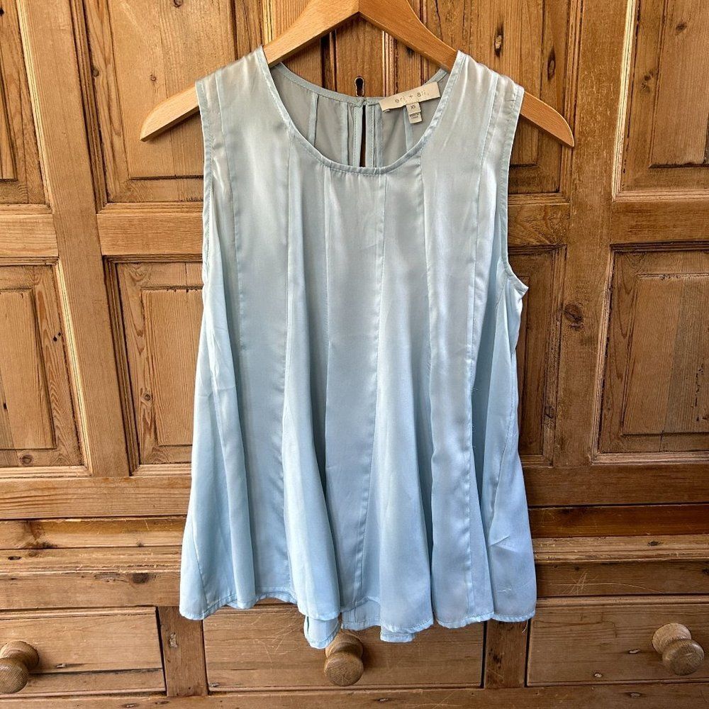 Eri + Ali XS Carolina Blue Blouse Tank‎ Crewneck Sleeveless Anthropologie Swing